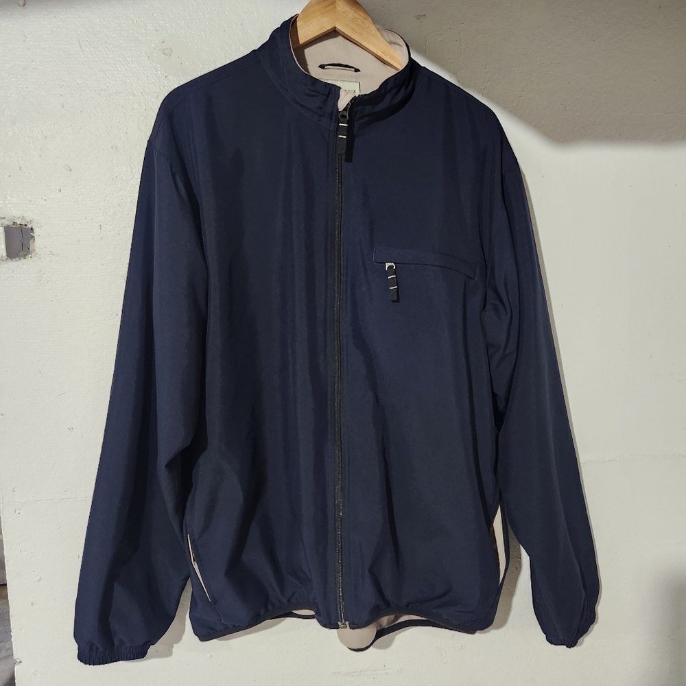 Cutter & Buck Mens Soft Navy Blue lined zip-up jacket. Front pockets Size XL‎